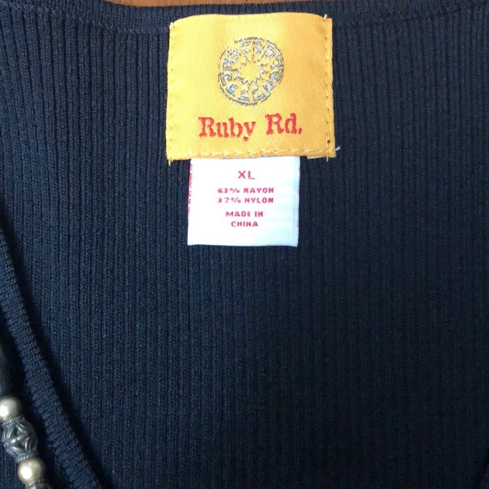 Ruby Rd. Stretch knit tank - Picture 4 of 7